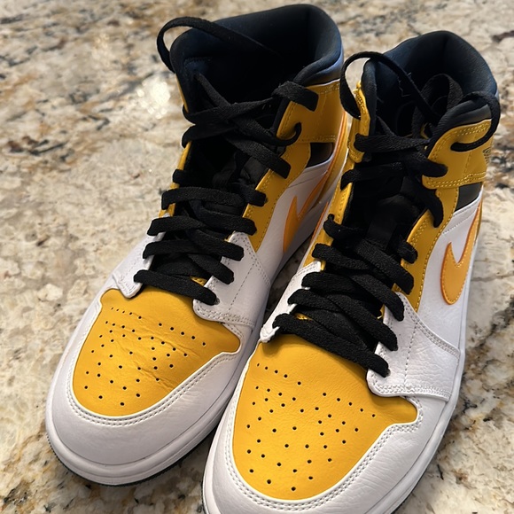 Authentic White/University Gold-black brand new without box. Never been worn - Picture 2 of 2